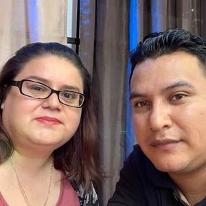 Meet your Posher, Dee